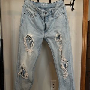 zumies light wash mom jeans!